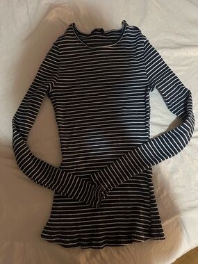 Brandy Melville Navy & White Striped Long-Sleeve Tee